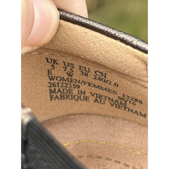 Clarks Daelyn Hill Wedge Flats in Metallic Bronze Full Grain Leather Size 7.5W - Picture 9 of 10